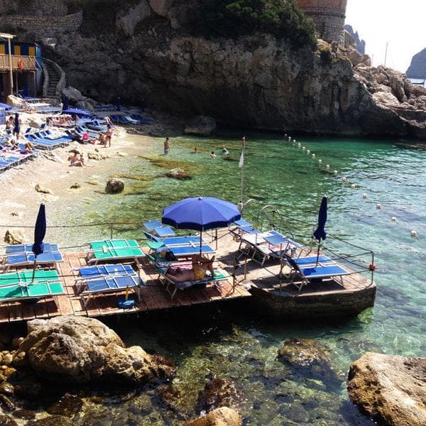 capri_strandbad_mit_liegen