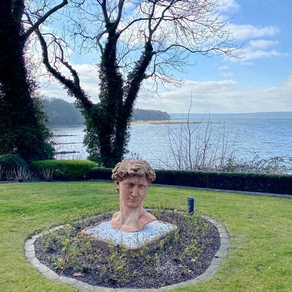 Alter Meierhof - Blick Garten zur Förde Foto: © Andrea Fischer, Trips4me.de