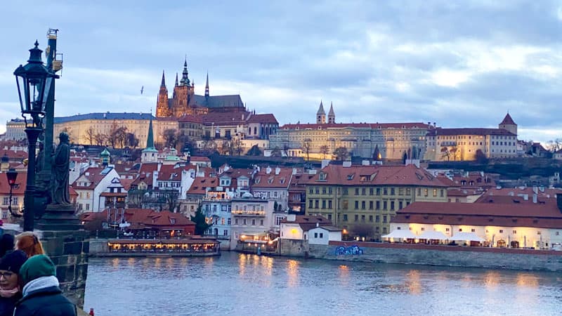 Blick-Karlsbruecke-Prager-Burg Foto: © Andrea Fischer Trips4Kids.de