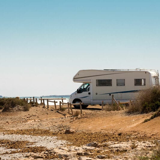 Camper am Strand, Atlantikküste, Foto: Camperday