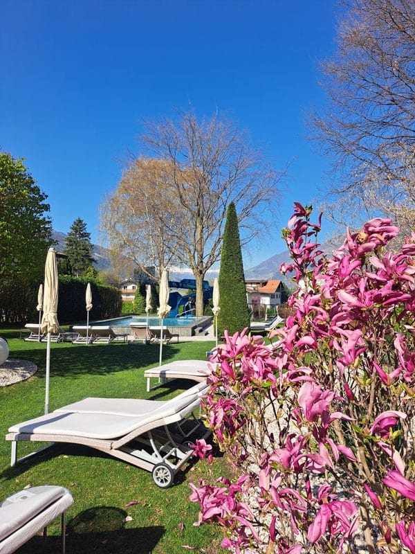 DAs Paradies Südtirol - Garten mit Bergblick Bild: A.Schmelter