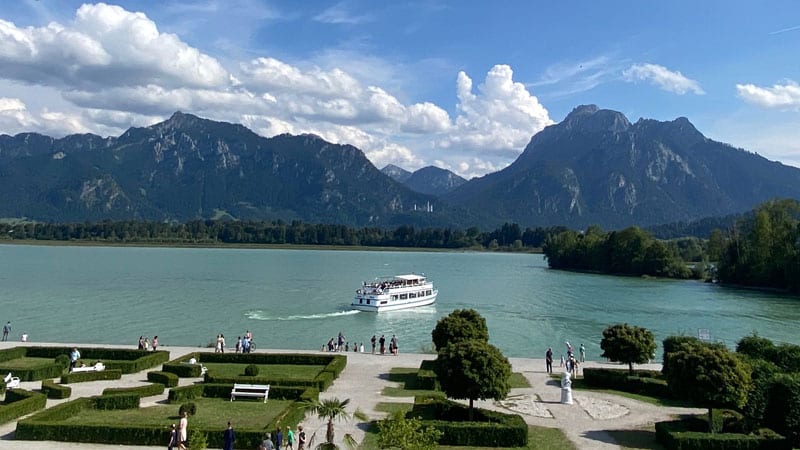 Festspielhaus Neuschwanstein - Forggensee mit Dampfer