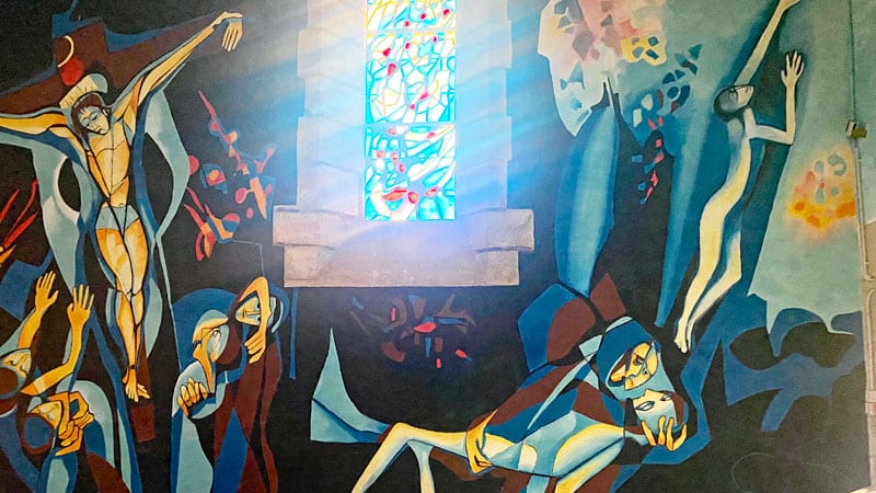 Gabriel-Chabrat-Kirche-Sous-Parsat, Foto: © Andrea Fischer, Trips4Kids.de