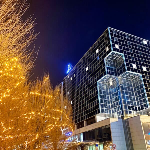 Hilton-Prague-by-night Foto: © Andrea Fischer, Trips4Kids.de