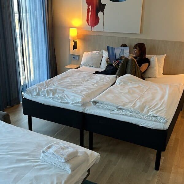 familienzimmer-scandic-hamburg-emporio-scandic-hamburg-aline-scheuboeck-trips4kids