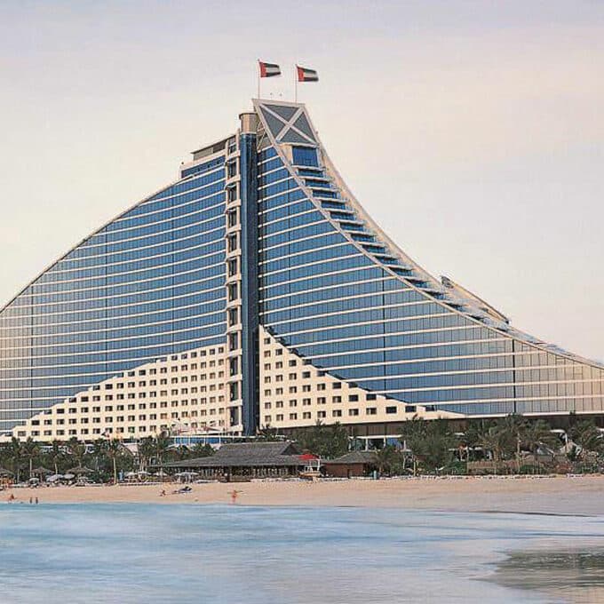 jumeirah-beach-hotel-beach-view-hero