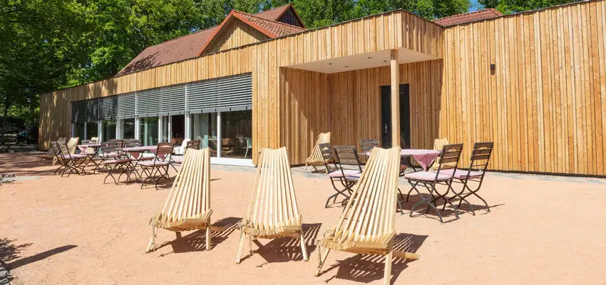 Aussenansicht mit Terrasse des Landhauses Averbeck
