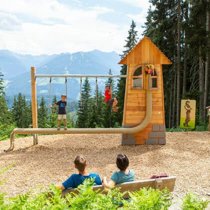 Maerchenweg Rittisberg - Rapunzel auf dem Spielplatz
