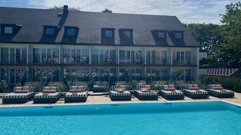 Maryhill Estate Scane - grosser Outdoorpool Bild: Trips4kids.de