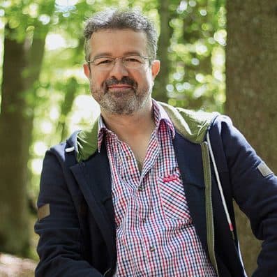 Michael_Andrack_ Portraet_Mit Kindern wandern Bild@MalikVerlag
