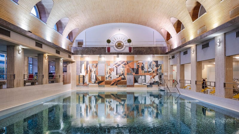 Region-Villach-Tourismus_ThermenResort-Warmbad-Villach_Urquellbecken-1_Stefan-Leitner
