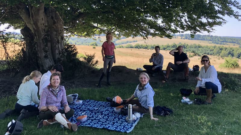 Reiten in Rumaenien - Picknick mit der Gruppe