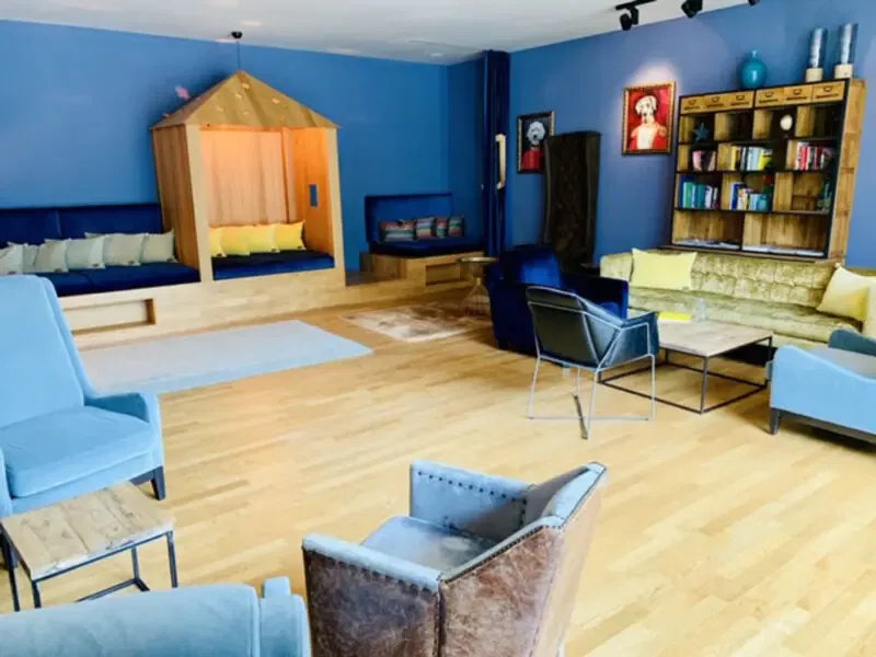 Salon-Kaminz.-Leiners Foto © Andrea Fischer