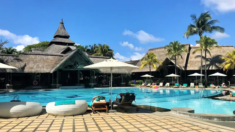 Shandrani-Beachcomber-Pool Foto: Andrea Fischer