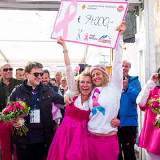 SheSkis-2024-(v.l.n.r.)-Manuela-Krings-&-Mona-Maier-c-TVB-Obertauern_Marc-Stickler SheSkis-2024-(v.l.n.r.)-Manuela-Krings-&-Mona-Maier-c-TVB-Obertauern_Marc-Stickler