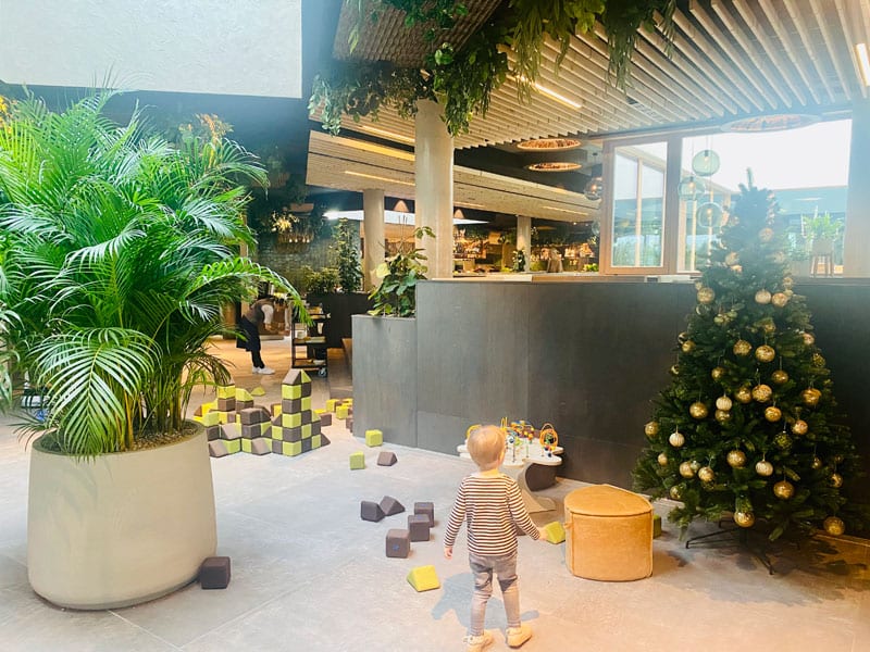 The-Grand-Green--Spielbereich--Restaurant Foto: © Andrea Fischer, Trips4Kids.de