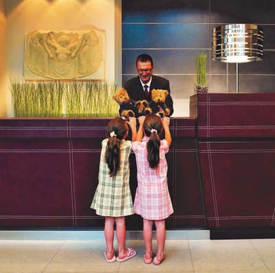 Hotel de Rome - Children at Hotel de Rome AH 300dpi Jun 08