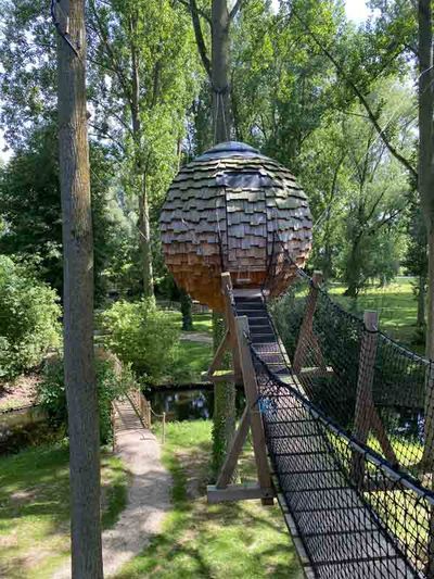 Domaine Natureza - Baumhaus Schlafkugel
