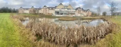 Selma-Spa-Ansicht mit Teich@Andrea Fischer