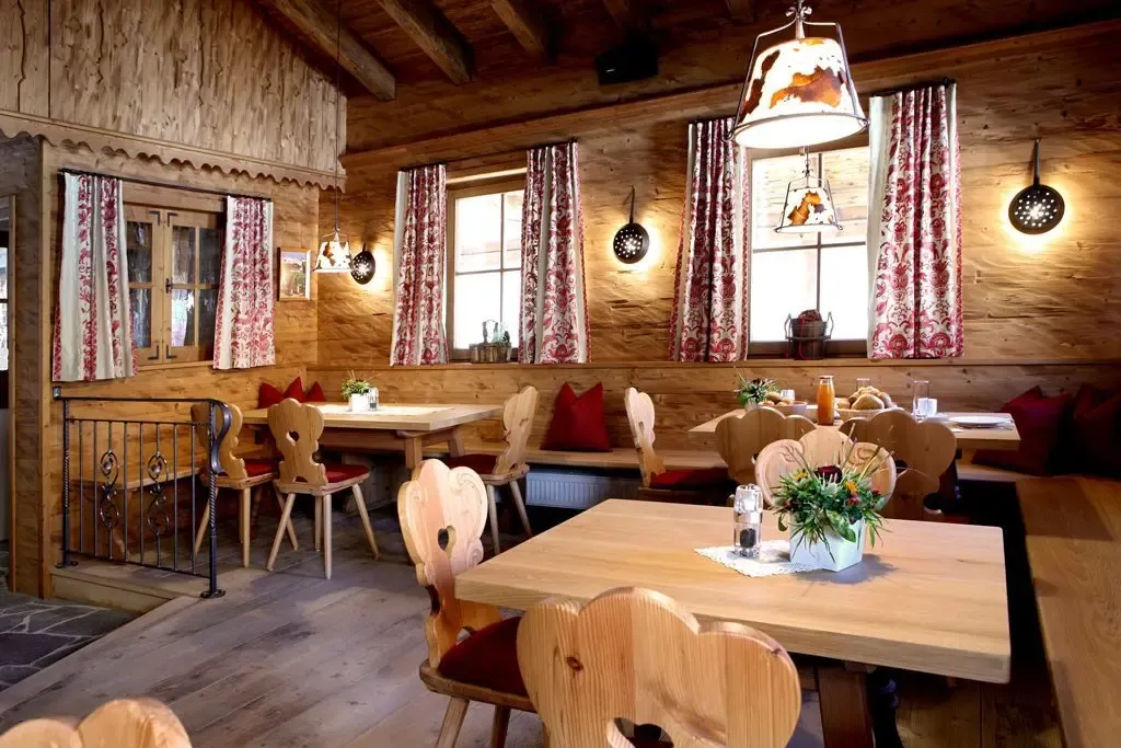 Hüttendorf Anno Dazumal - Gasthaus Ratschkathl