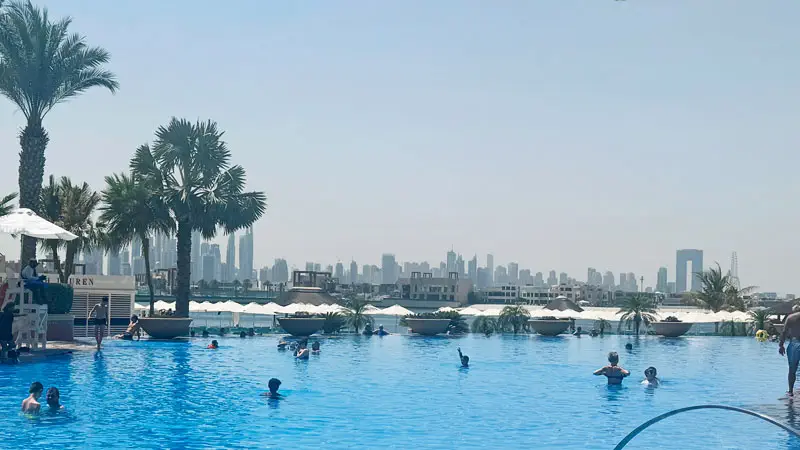 Atlantis-Palmpool--Skyline-Dubai Atlantis-Palmpool--Skyline-Dubai Foto: © Andrea Fischer Trips4Kids.de