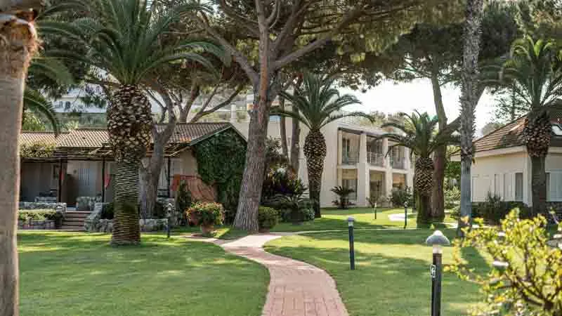 Baia-del-Sole-©Bild.Giuli-e-Giordi.quer Baia del Sole Resort - Gartenanlage Bild: Baia del Sole/Giuli e Giordi