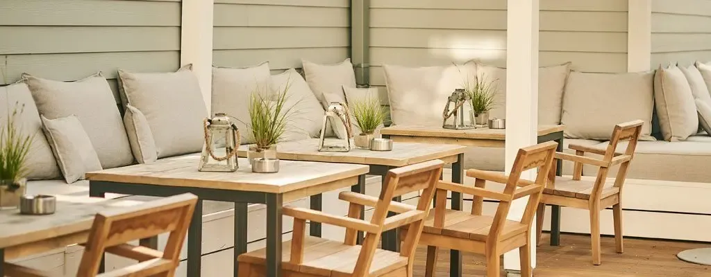 barefoot Hotel Terrasse aussen