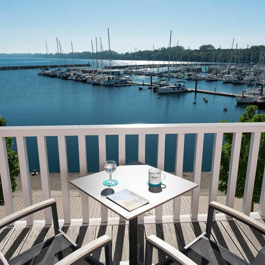 Beech_Resort_Boltenhagen-Balkonaussicht.Bild.Beech_ResortPR.2 Beech Resort Boltenhagen - Balkon mit Aussicht Bild: Beech Resort Boltenhagen PR