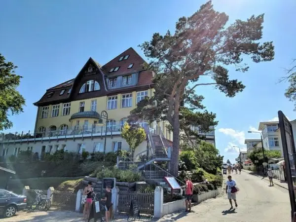 Blick-auf-die-Strandvillen Ansicht Strandvillen Heringsdorf © Foto: Thomas Weiß