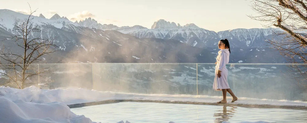 das_ueberwaeltigende_panorama_im_winter_geniessen_c_guenter_standl_tratterhof 2