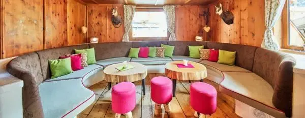 Hotel Die Sonne, Saalbach Hotel Die Sonne, Saalbach, Sitzecke @Foto: Hotel Die Sonne