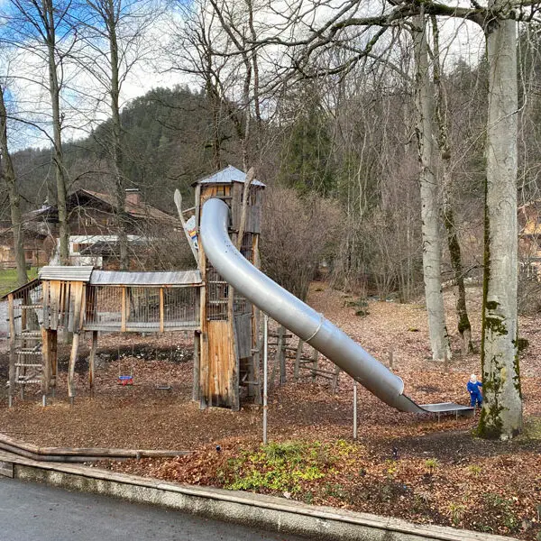 FAMILOTEL_DAS_BAYRISCHZELLIMG_5225 Familotel Bayrischzell - Spielplatz Foto: © Aline Scheuböck, Trips4Kids.de