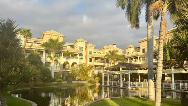 Gran Melia-Palacio de Isora-Resort-Palmengarten Gran Melia-Palacio de Isora-Resort-Palmengarten Foto: © Andrea Fischer Trips4me.de