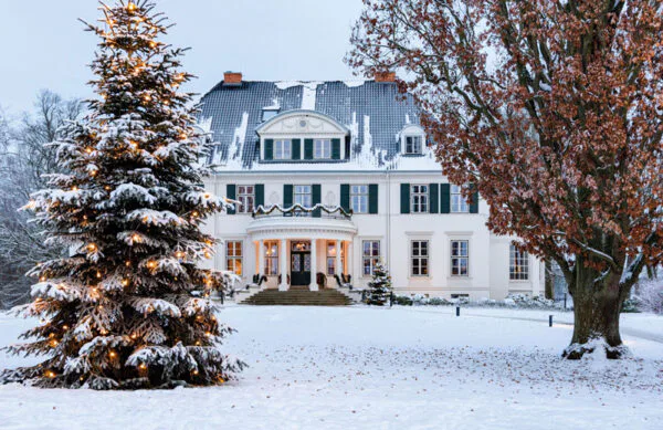 Gut Immenhof - Herrenhaus Winter 2 Bild: Immenhof PR