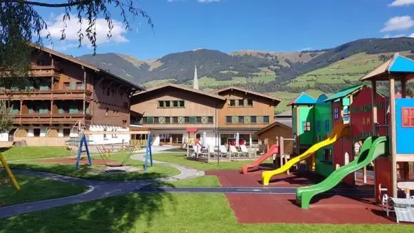 Kinderhotel Felben mit Rutschen und Garten Foto: © Aline Scheuböck, Trips4Kids.de