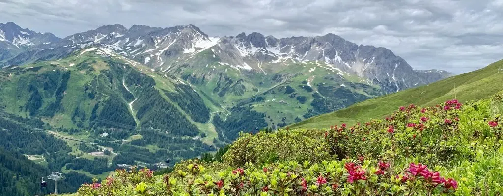 Bergwelt-Panorama-St. Anton © Foto: Andrea Fischer