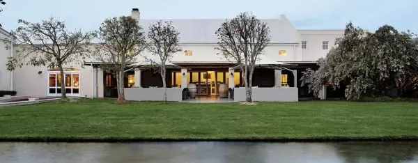 Spier-Wine-Farm-Terrace.Bild.SpierPR.slider Spier Wine Farm Terrasse