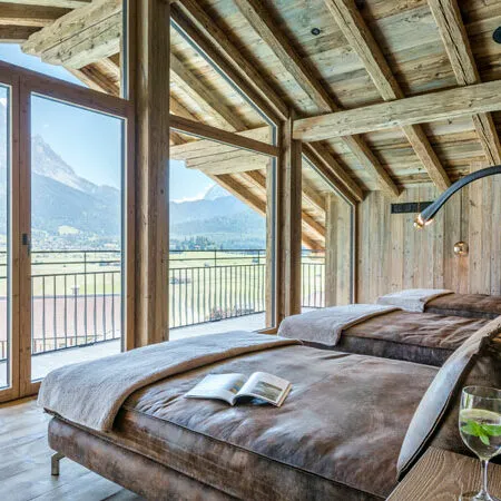 Wasserbetten-mit-Zugspitzblick_c-Guenter-Standl