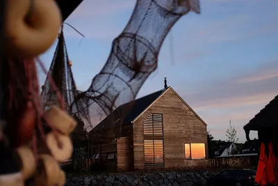 Strandwood_Aussenansicht_Fischernetz; Bild: Strandwood