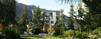 waldhaus_rueckansicht_sonnenterrassse_trips4kids