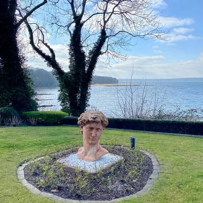 Alter Meierhof - Blick Garten zur Förde Foto: © Andrea Fischer, Trips4me.de