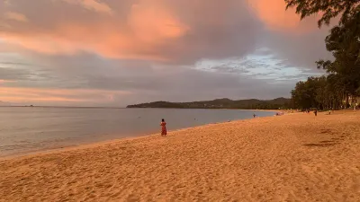 Bang-Tao Strand, Sonnenuntergang Foto: © Andrea Fischer