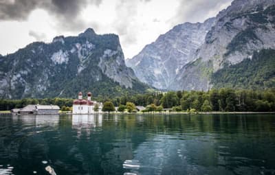 Berchtesgaden - St. Barholomae Koenigssee Bild: Berchtesgaden Tourismus PR