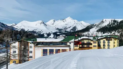 Hotel-Glöcknerin, Obertauern, Abfahrt direkt zum Hotel @ Foto: Trips4Kids.de, Andrea Fischer
