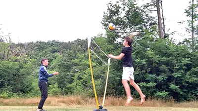 Foto-Julius-Volleyball-Netz-1