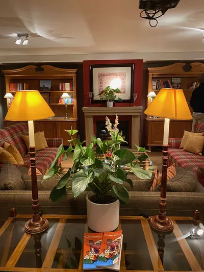 Kaiserhof Kitzbuehel Kaminzimmer