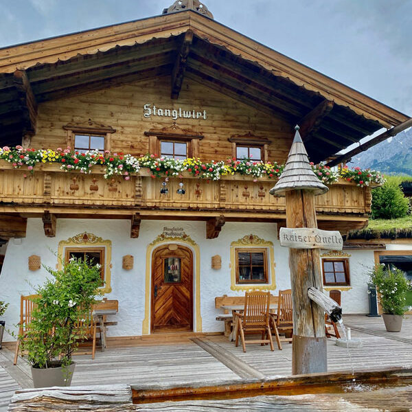 Stanglwirt Going - Aussenansicht.Bild. Trips4kids.de