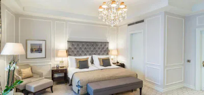 Hotel Vier Jahreszeiten Hamburg - Zimmer Grey