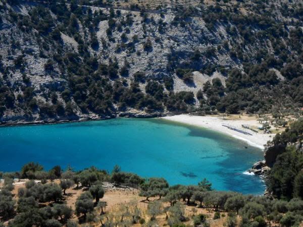 bucht-an-der-nordwestku%cc%88ste-von-thassos-bilda-schmidt