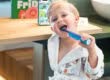 Playbrush - Kind im hotel Tante Frida